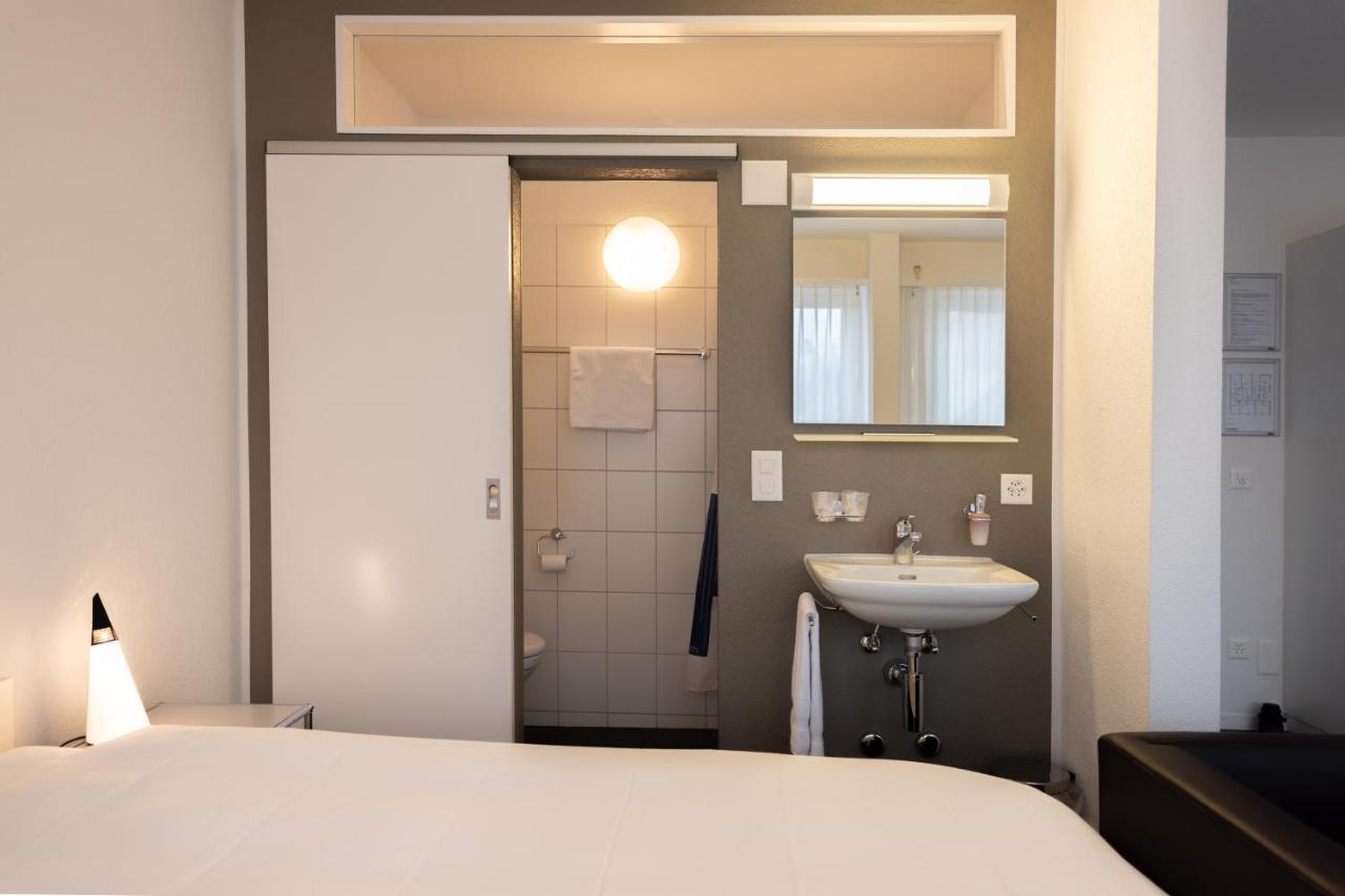 Hotel Baeren Niederscherli Eksteriør bilde