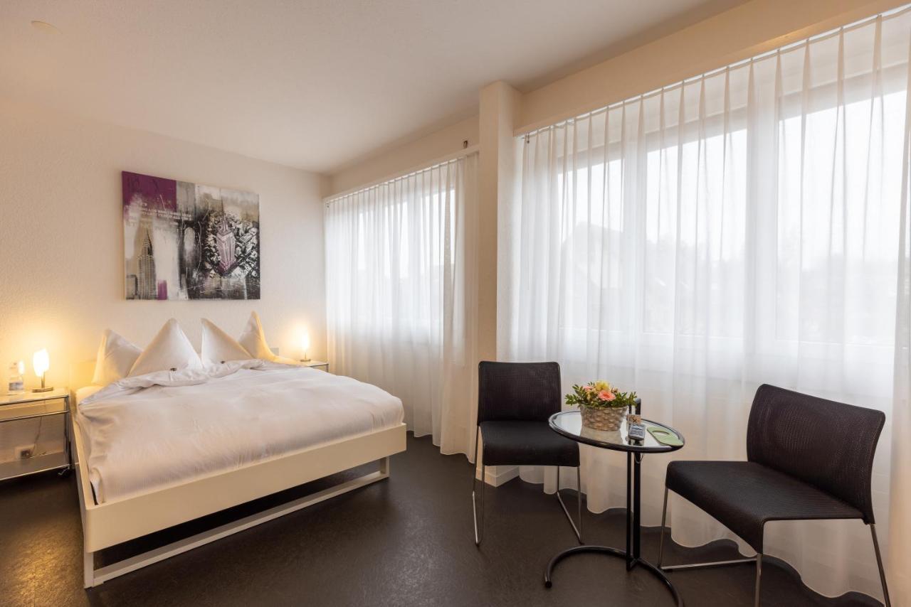 Hotel Baeren Niederscherli Eksteriør bilde